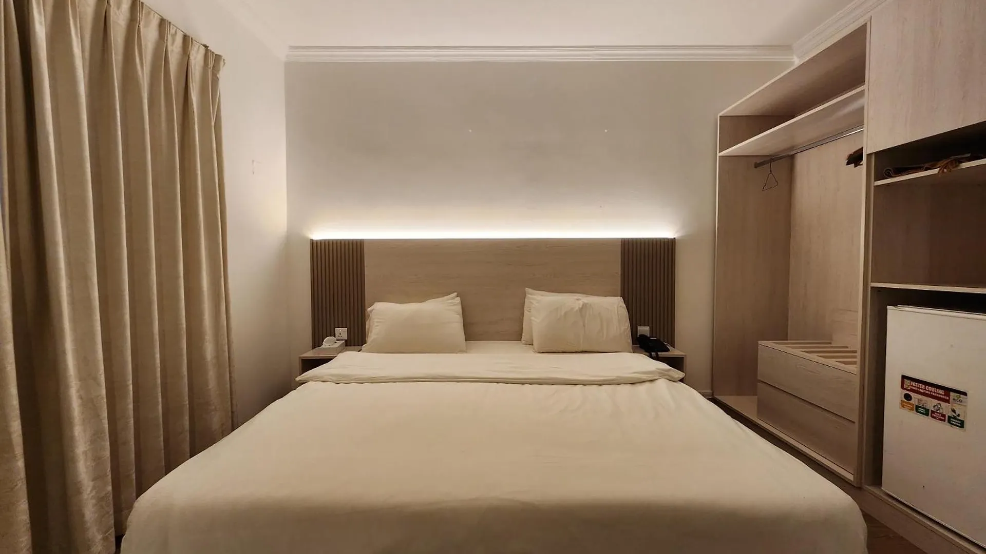 Sharjah International Airport Hotel