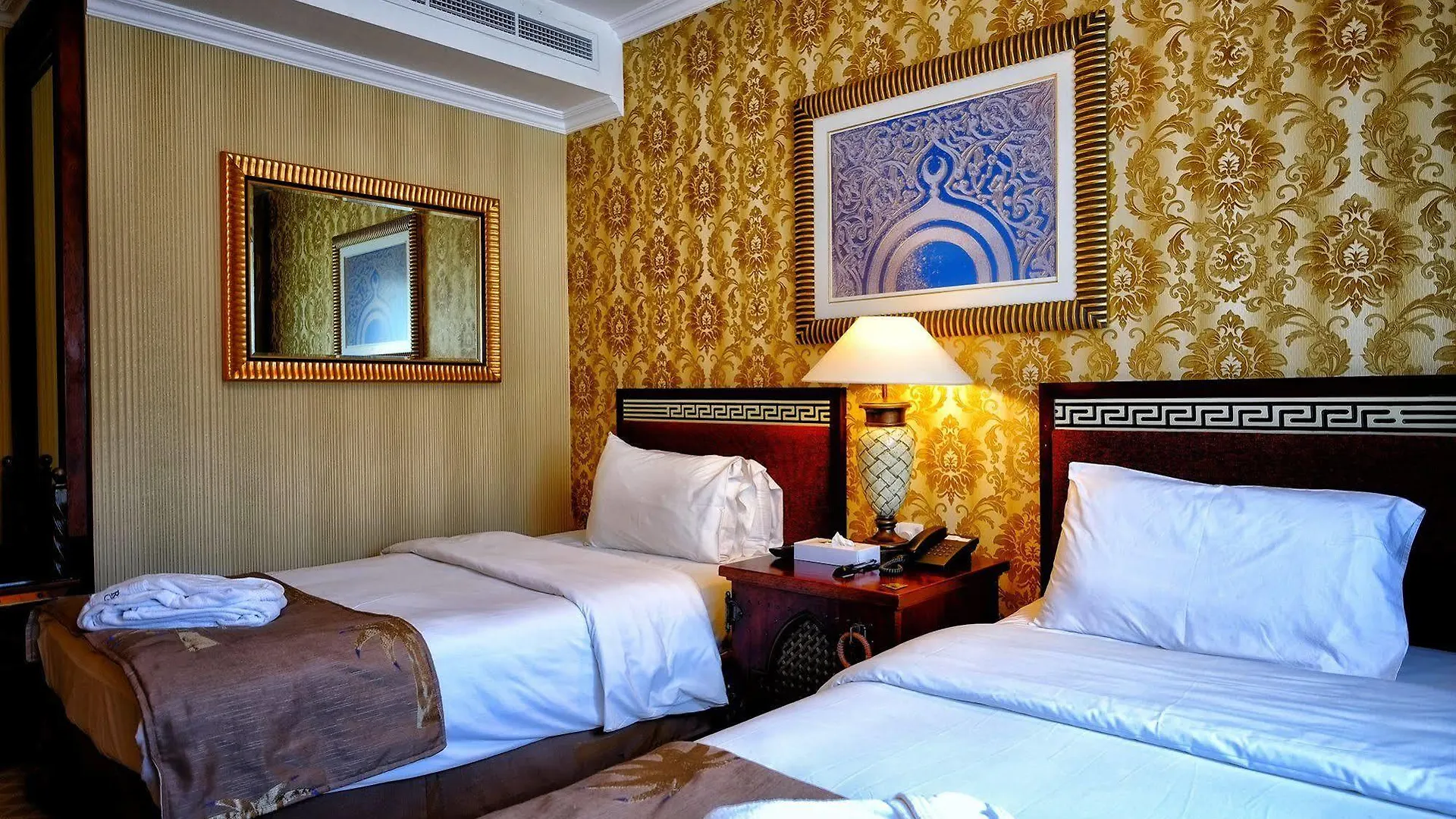 Sharjah International Airport Hotel